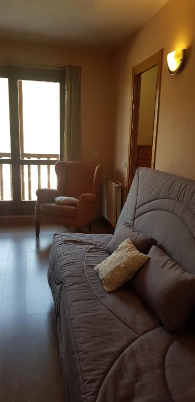 Apartment with Mountain View image 2