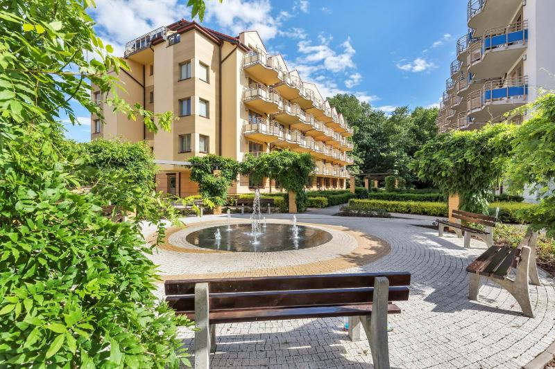 Zdrojowa Apartments by Noclegi Renters - image 1