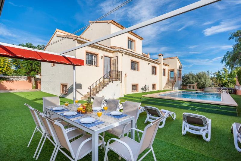 Villa with Private Pool image 1