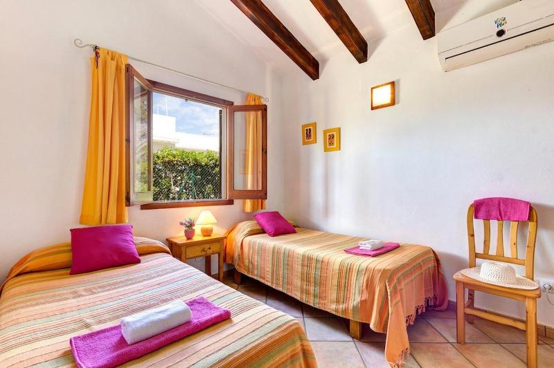 Gerard Villa Cala Blanca - image 49