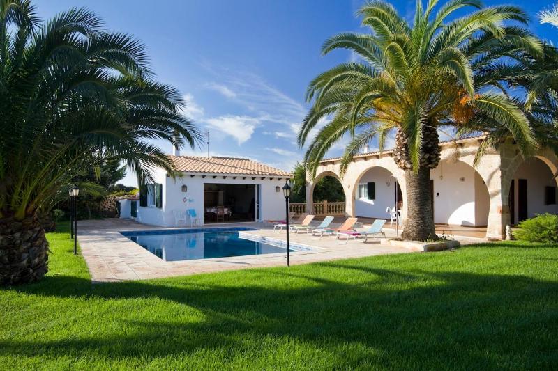 Three-Bedroom Villa image 1