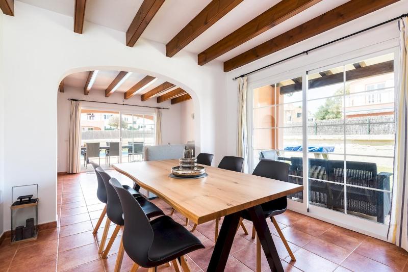Itsasalde 3 bedroom villa Cala'n Blanes - image 42