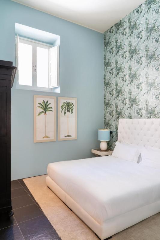 Classic room image 4