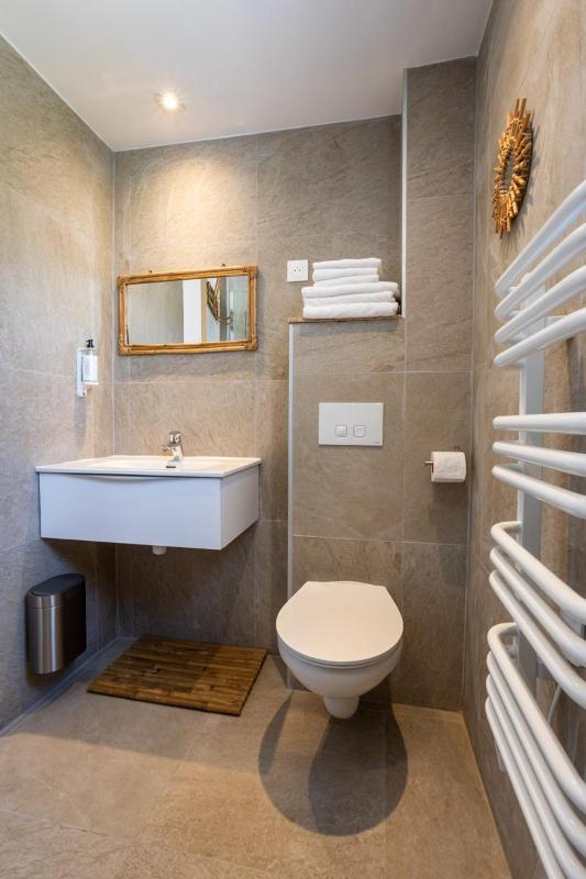 Hôtel Almanarre Plage - Hôtel Eco-Responsable face à la mer - image 11
