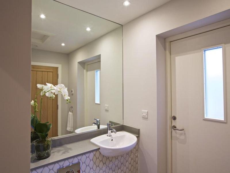 3 The Drive Hillfield Village - image 5