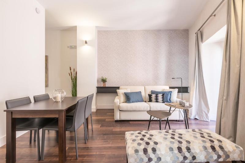 Green-Apartments Sierpes Luxury Suites - image 1