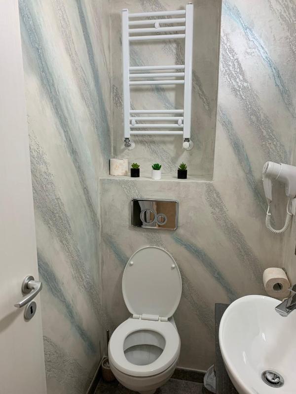 Bella-Isa Apartment Central - image 24