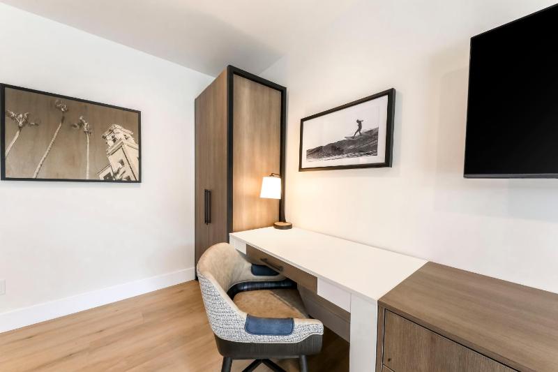 Double Room - Disability Access image 3