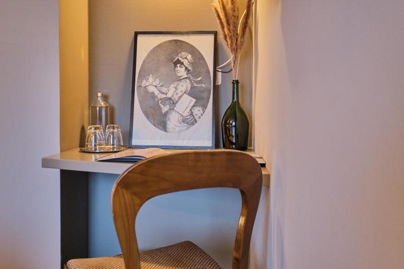 Double Room image 2