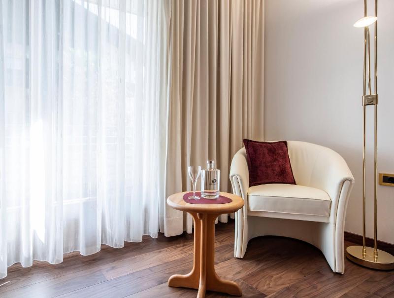 Single Room image 3