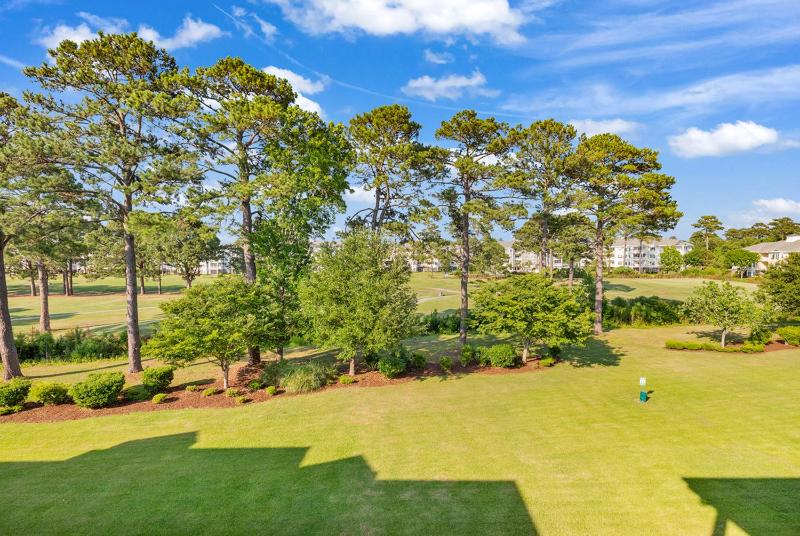 Stunning 3BR Condo Magnolia Point - image 6