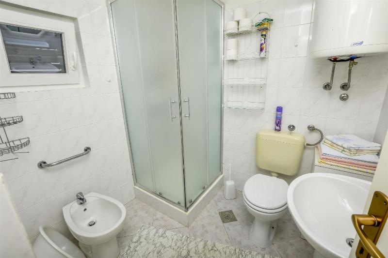 Apartment Kucinic - image 10