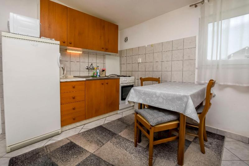 Apartment Kucinic - image 8