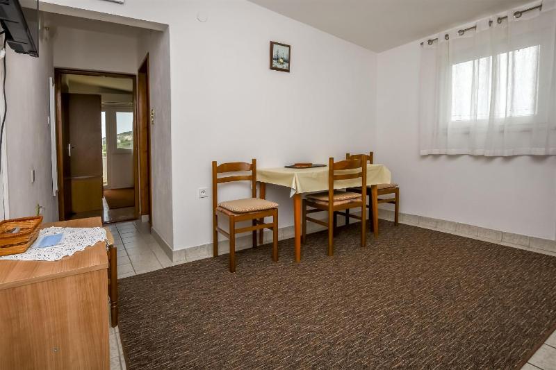 Apartment Kucinic - image 9