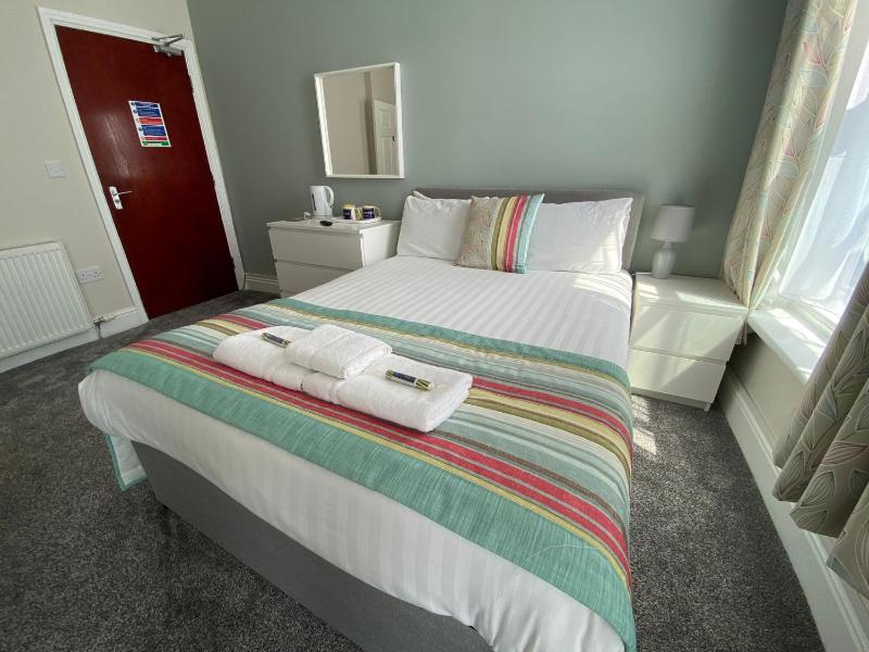 The Georgian Hollies Hotel - image 6