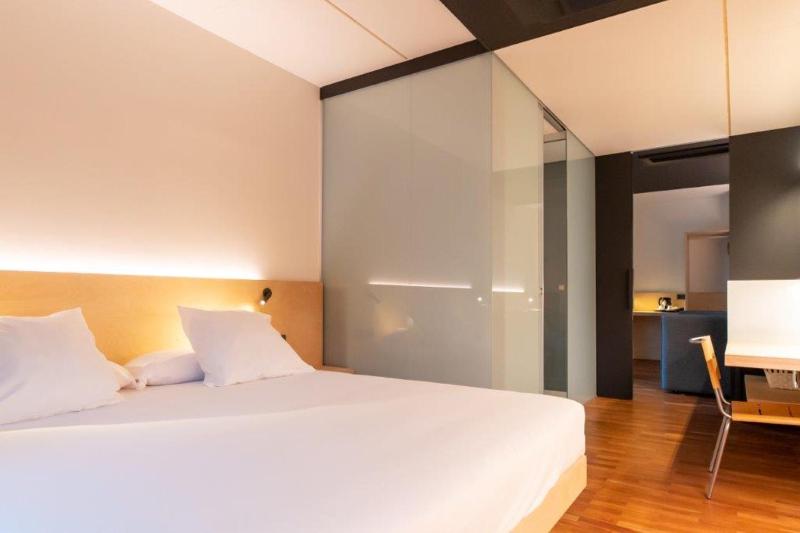 Junior Suite image 2