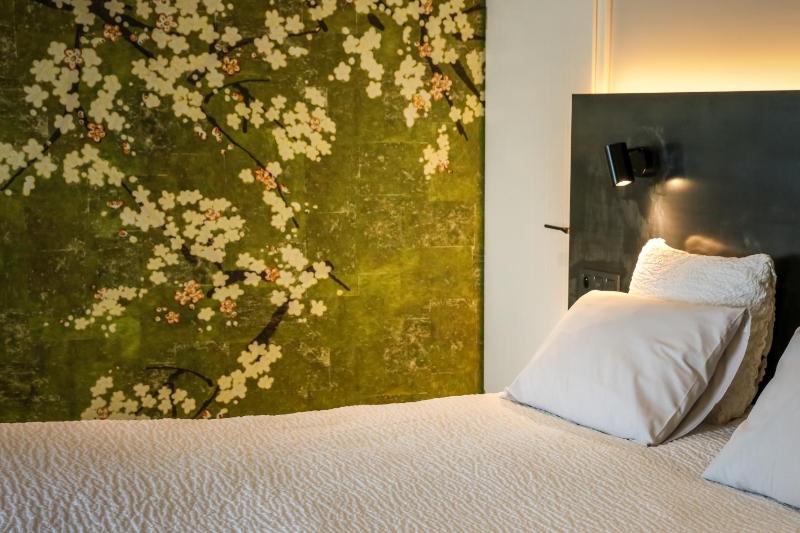 Double Room with Private Bathroom image 2