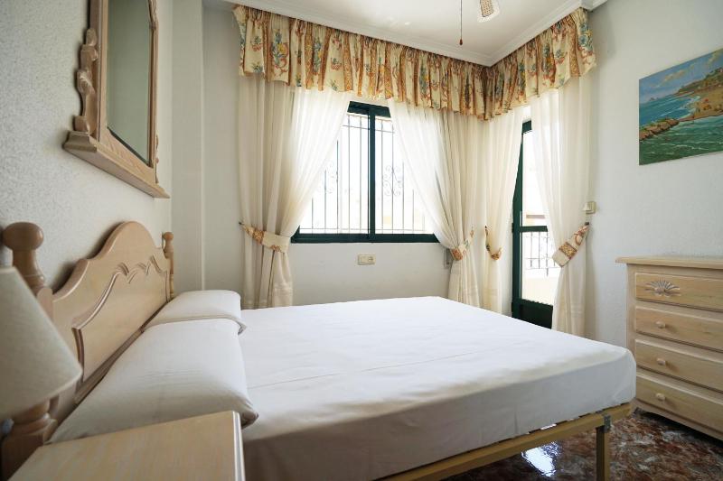 Espanhouse Playa Townhouse in La Zenia close to the beach - image 39