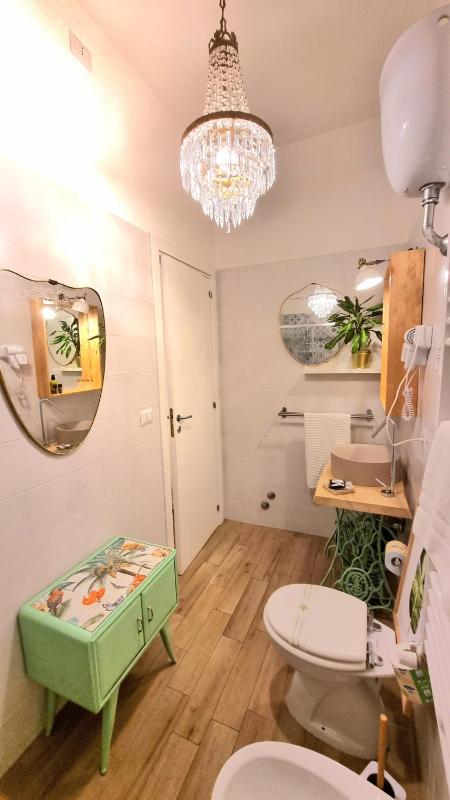 Double Room image 3
