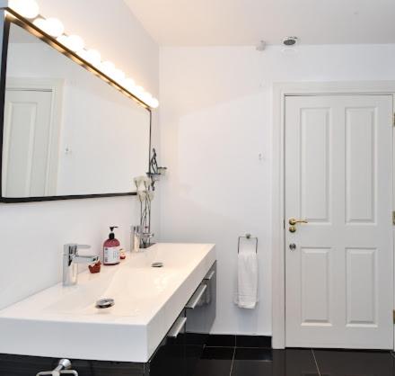 Small Double Room with External Private Bathroom image 2