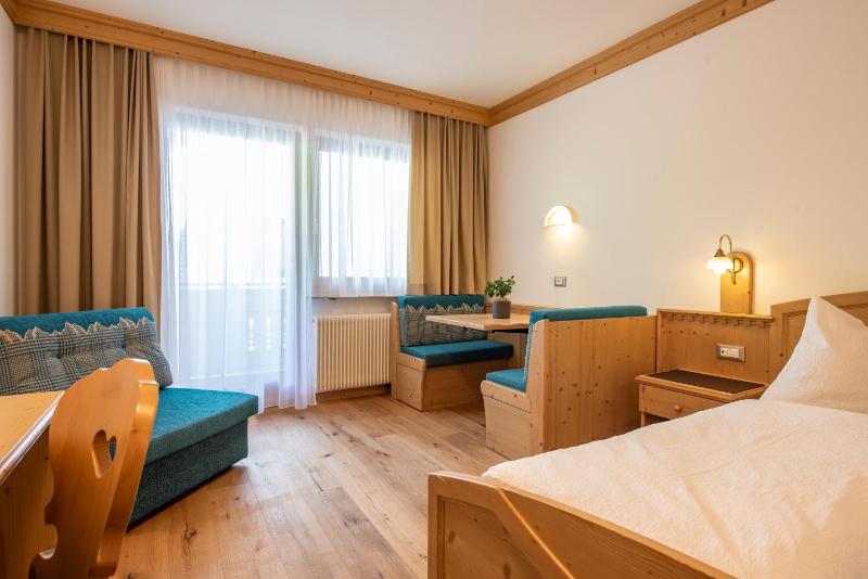 Standard Double Room Hotel Christoph  image 1