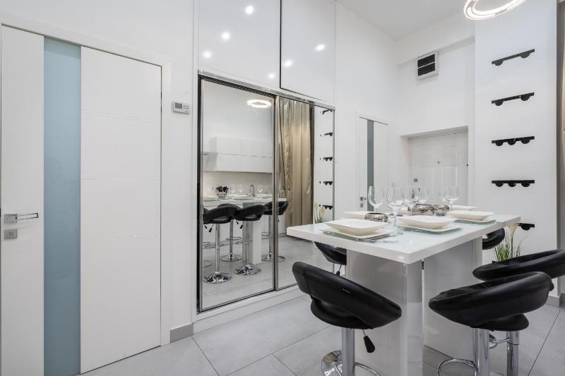 Amaizing apartment in the center - image 16