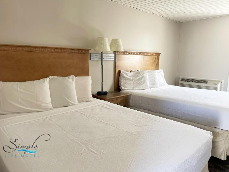 Simple Life Motel - image 11