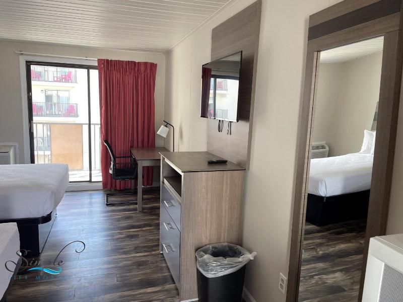 Simple Life Motel - image 2
