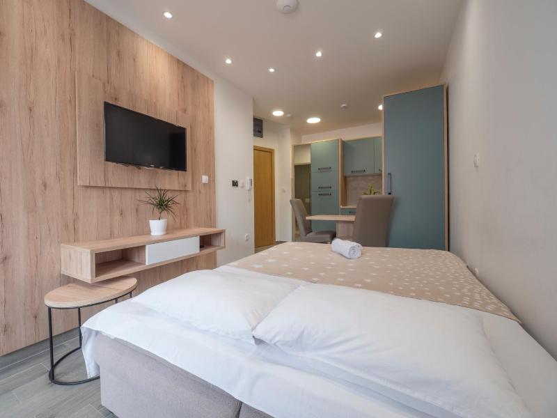 Marea Apartments Budva - image 12