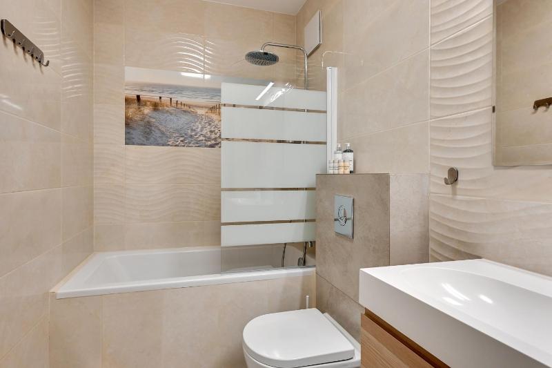Tarasy Bałtyku Sea Side Sauna & Gym by Downtown Apartments - image 13