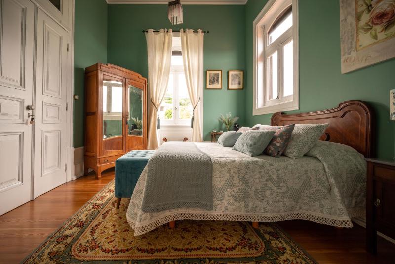 Deluxe Room image 1