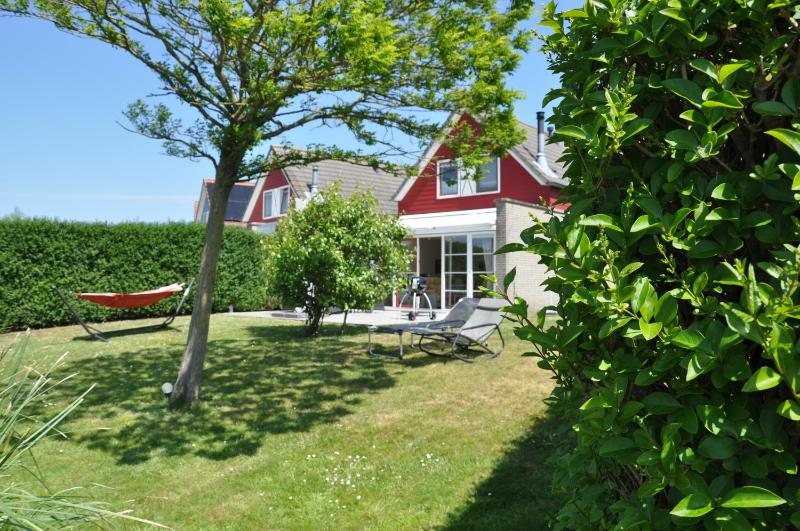 Three-Bedroom House image 2