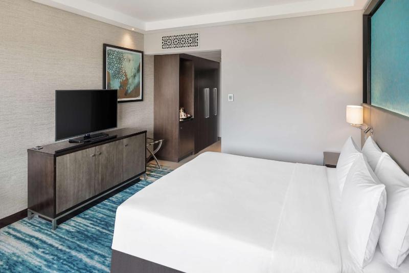 Superior Room with Balcony image 1