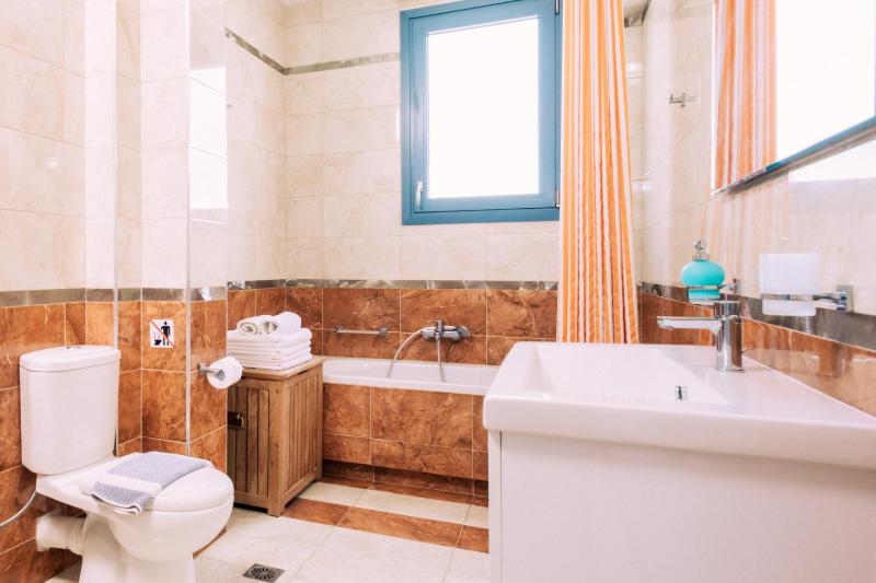 Five-Bedroom Villa with Private Pool - Capricorn image 3