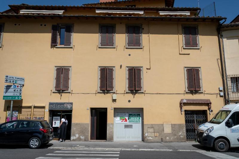 PORTA OVILE CIVICO 5 - image 5