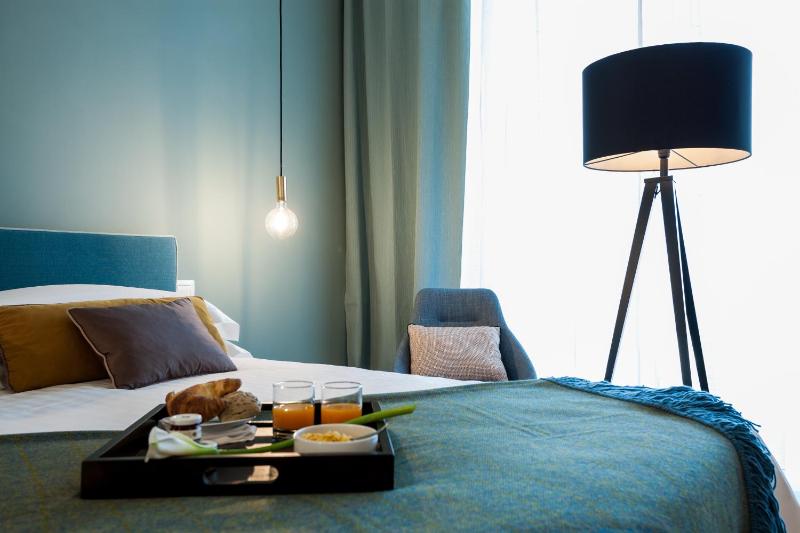 Double or Twin Room with Balcony image 3