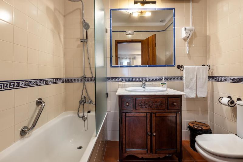 Suite Apartment image 3