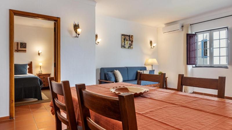 Suite Apartment image 2