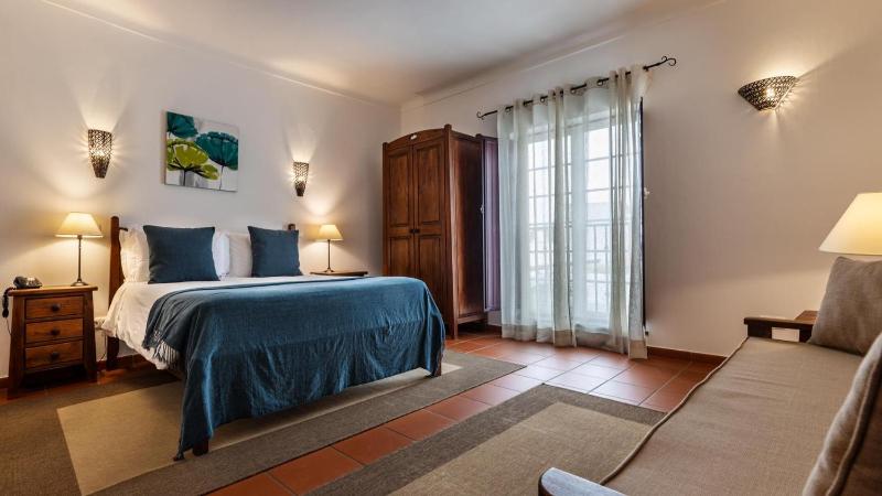 Premium Double Room image 2
