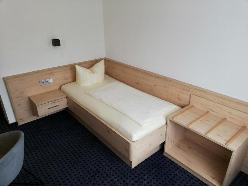 Single Room image 2