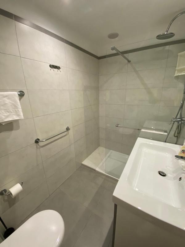 Comfort Triple Room image 2