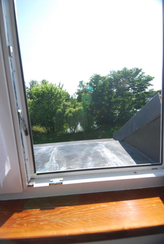 Double or Twin Room image 4