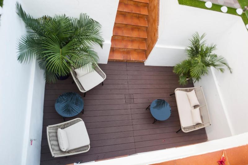 Abril Nerja - image 7