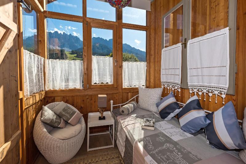 Junior Suite with Mountain View image 1