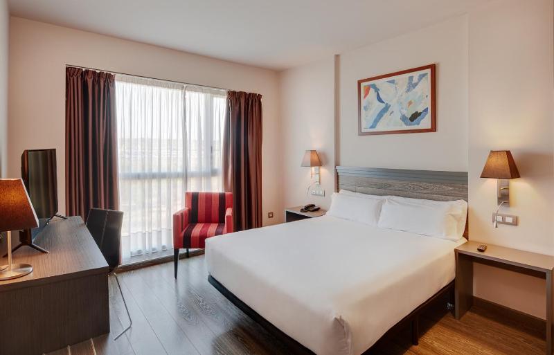 Single Room image 1