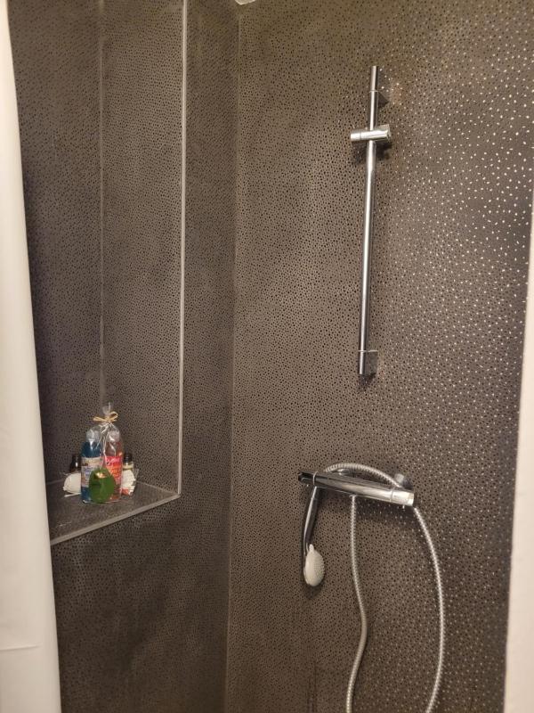 APPARTEMENT CHIC EN HYPER CENTRE DE VANNES - image 6