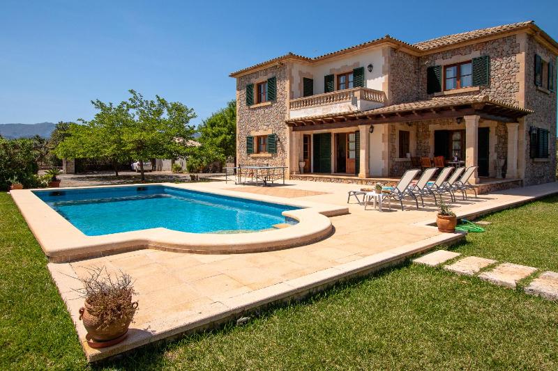Villa can Canaveret By homevillas360 - image 7