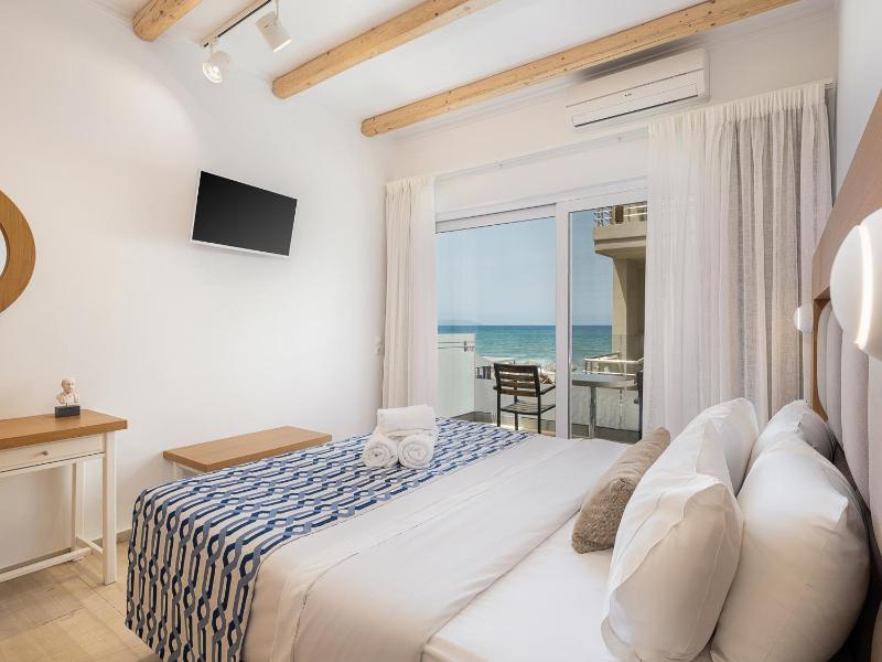 Two-Room Apartment with Sea View image 1