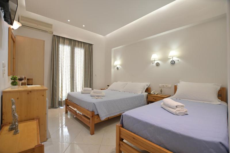 Triple Room image 1
