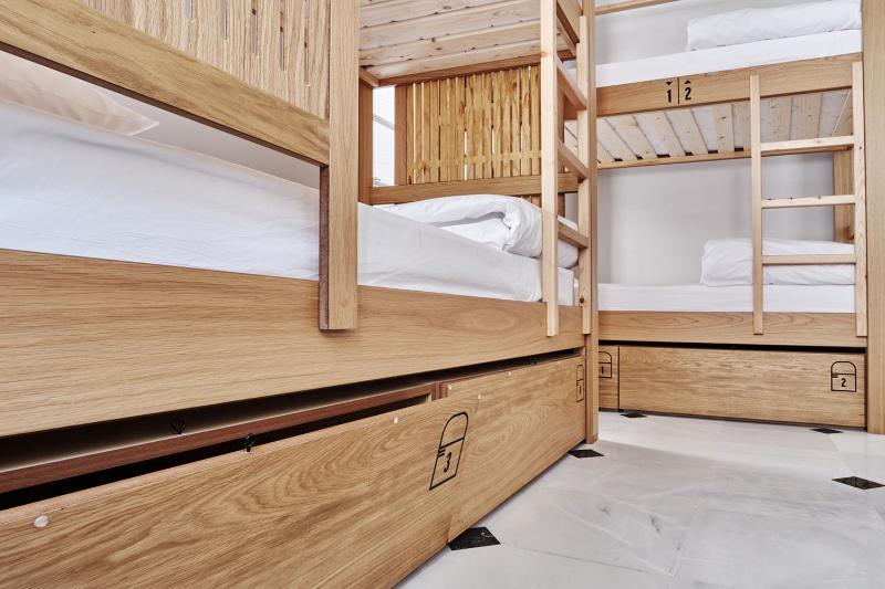 Bed in 4-Bed Mixed Dormitory Room image 4